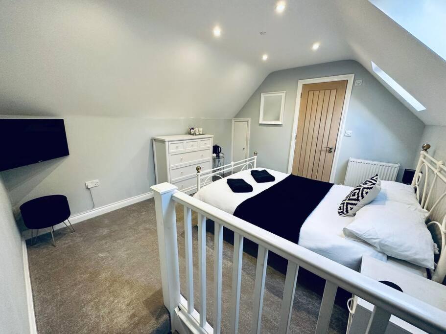 The Bear Loft Apartment